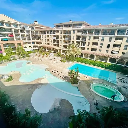 公寓 With Spacious Terrace & Breathtaking Views *